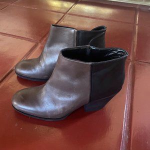 Rachel Comey 2-tone Mars booties, size 5